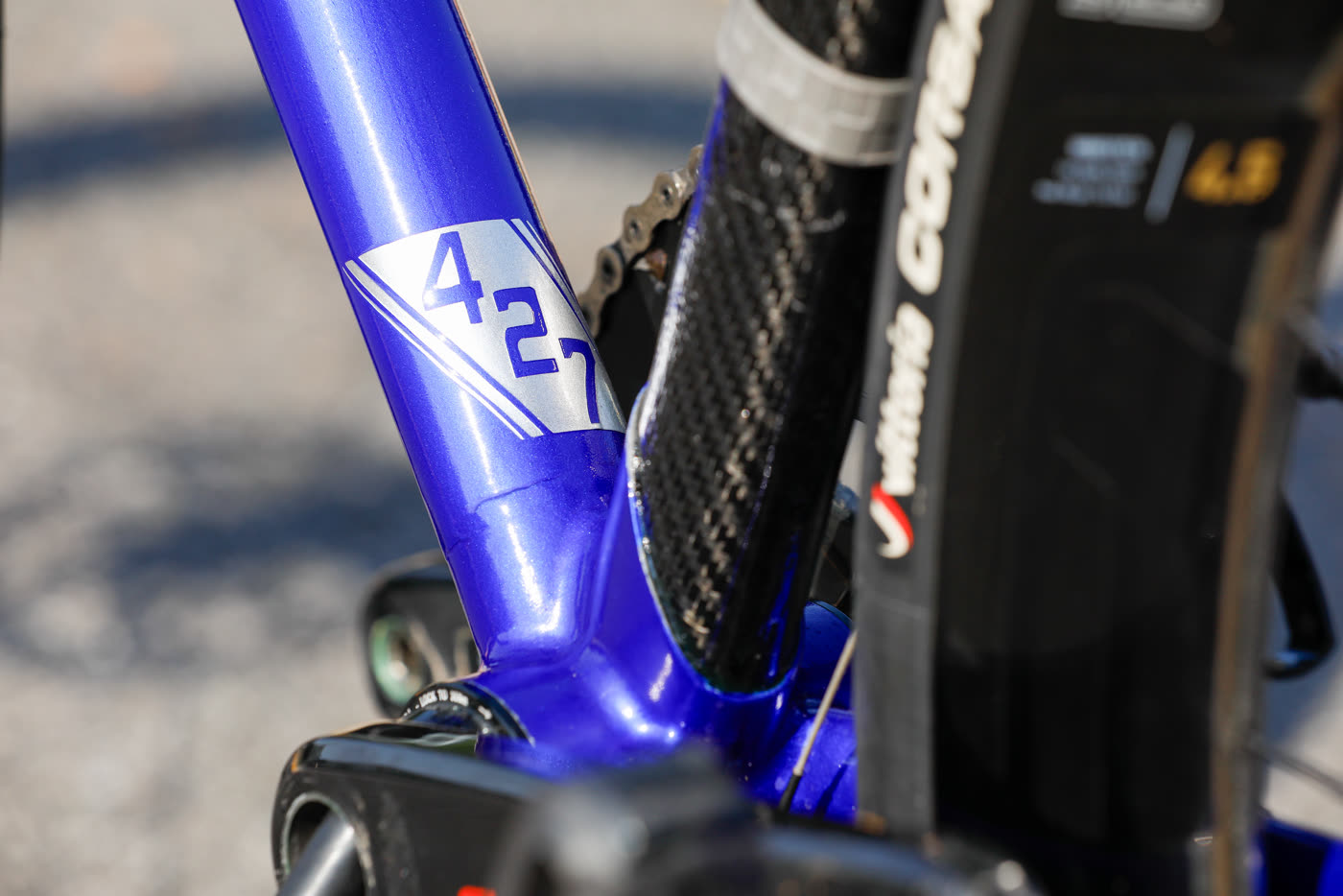 427 head tube graphic and fork crown